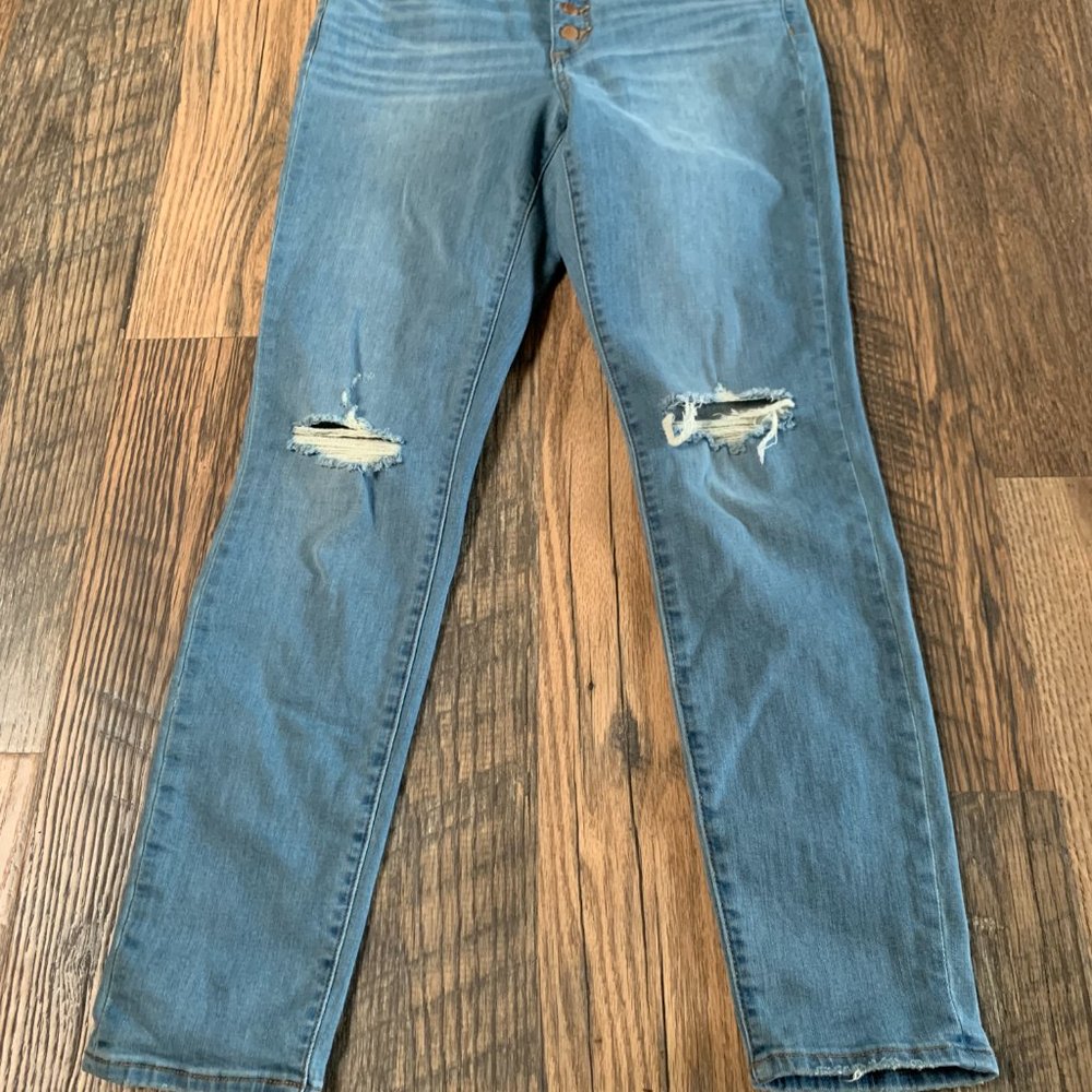 Universal Thread Button Fly Distressed Skinny Jea… - image 2